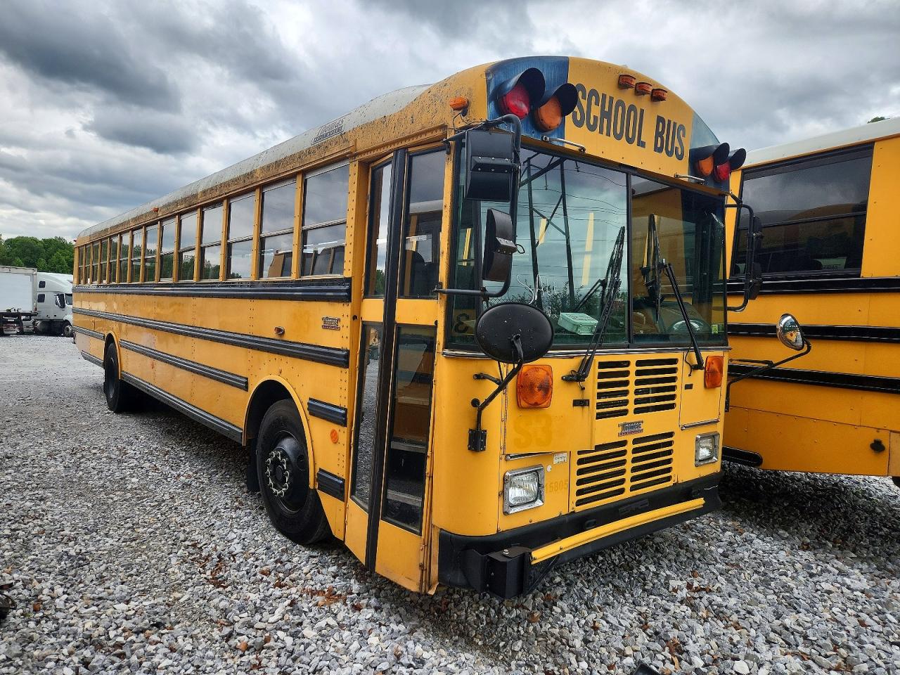 2006 THOMAS SAF-T-LINER HDX
