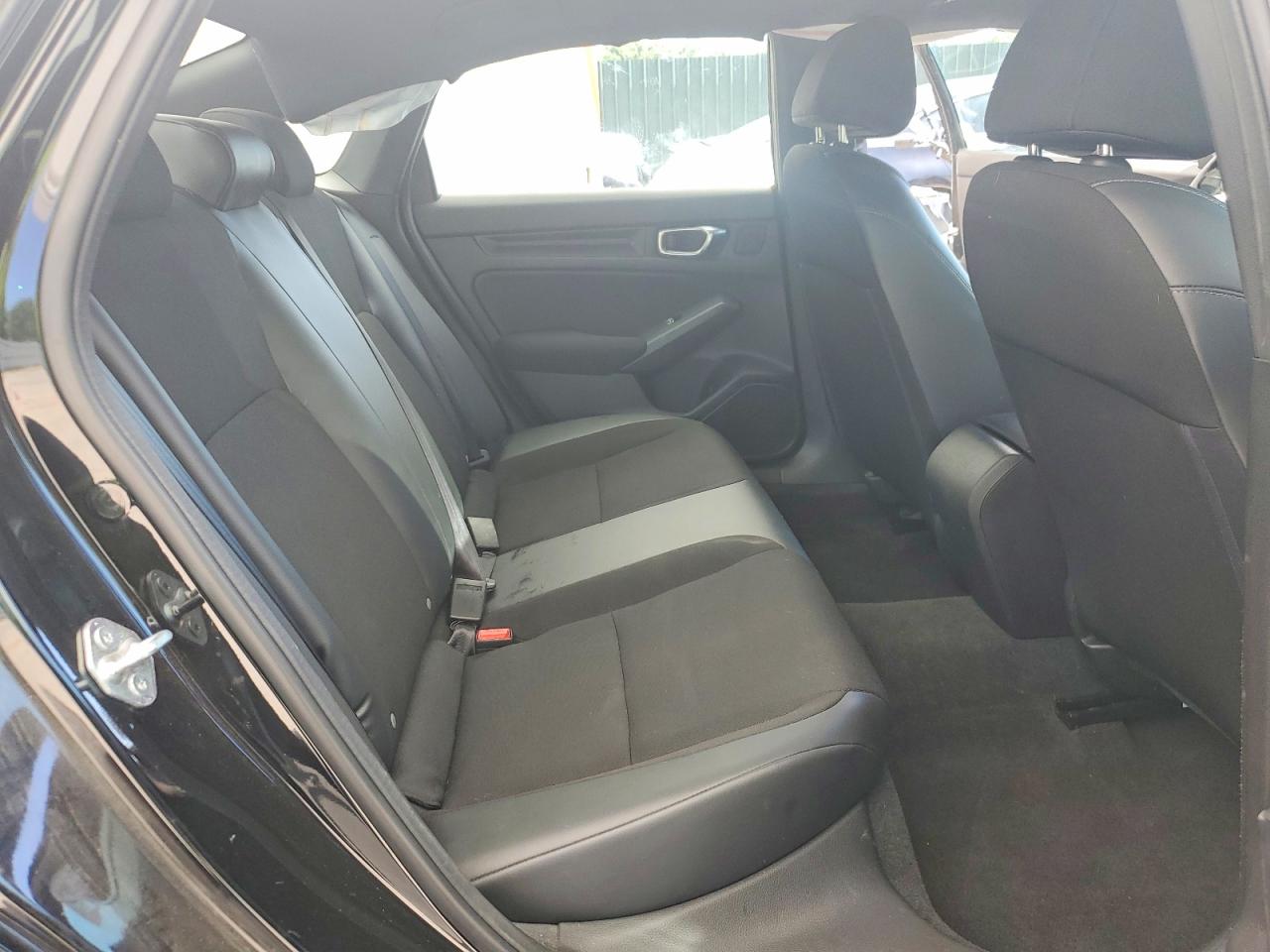 HONDA CIVIC 2022 — 11