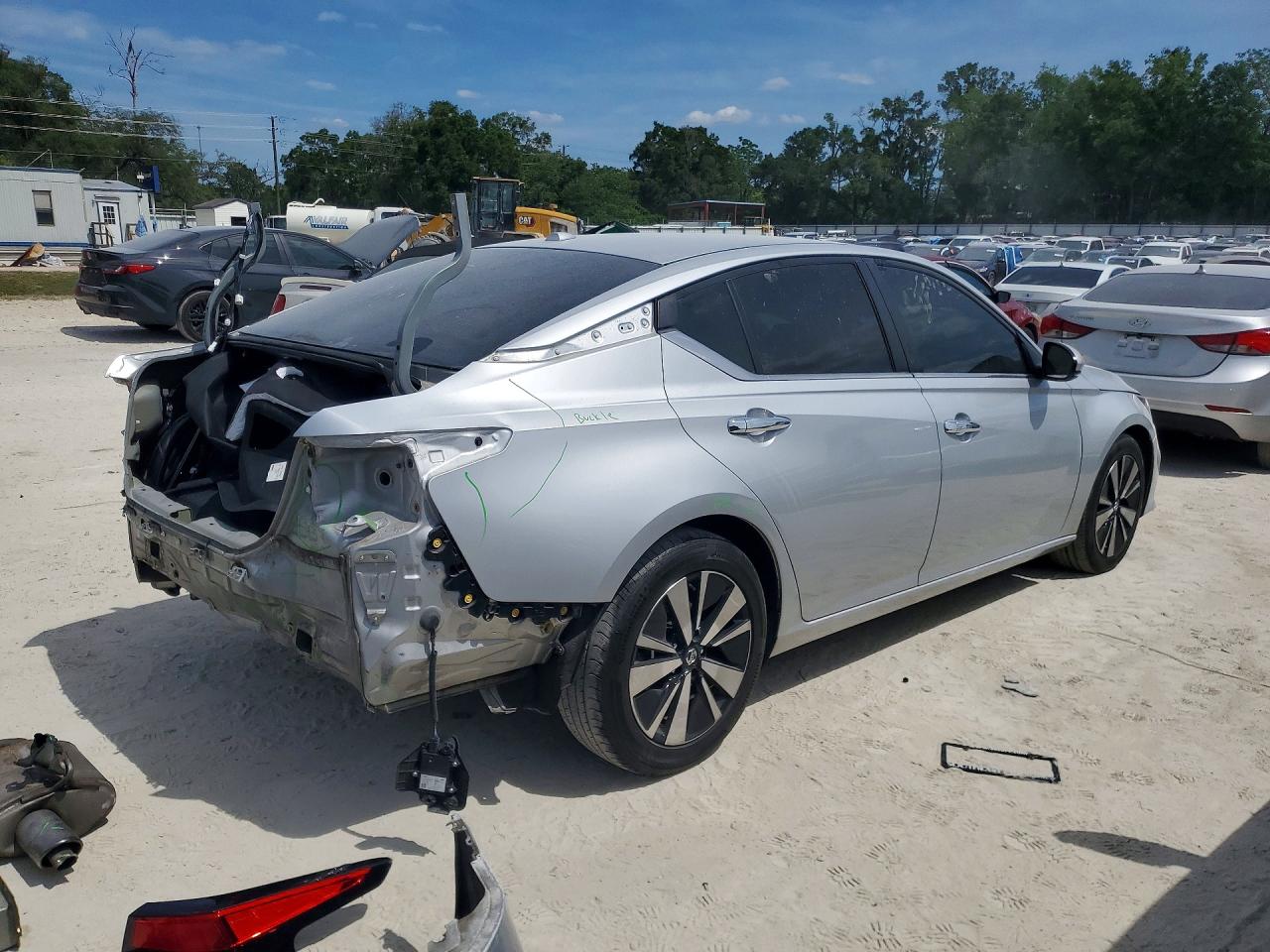 NISSAN ALTIMA 2022 — 4