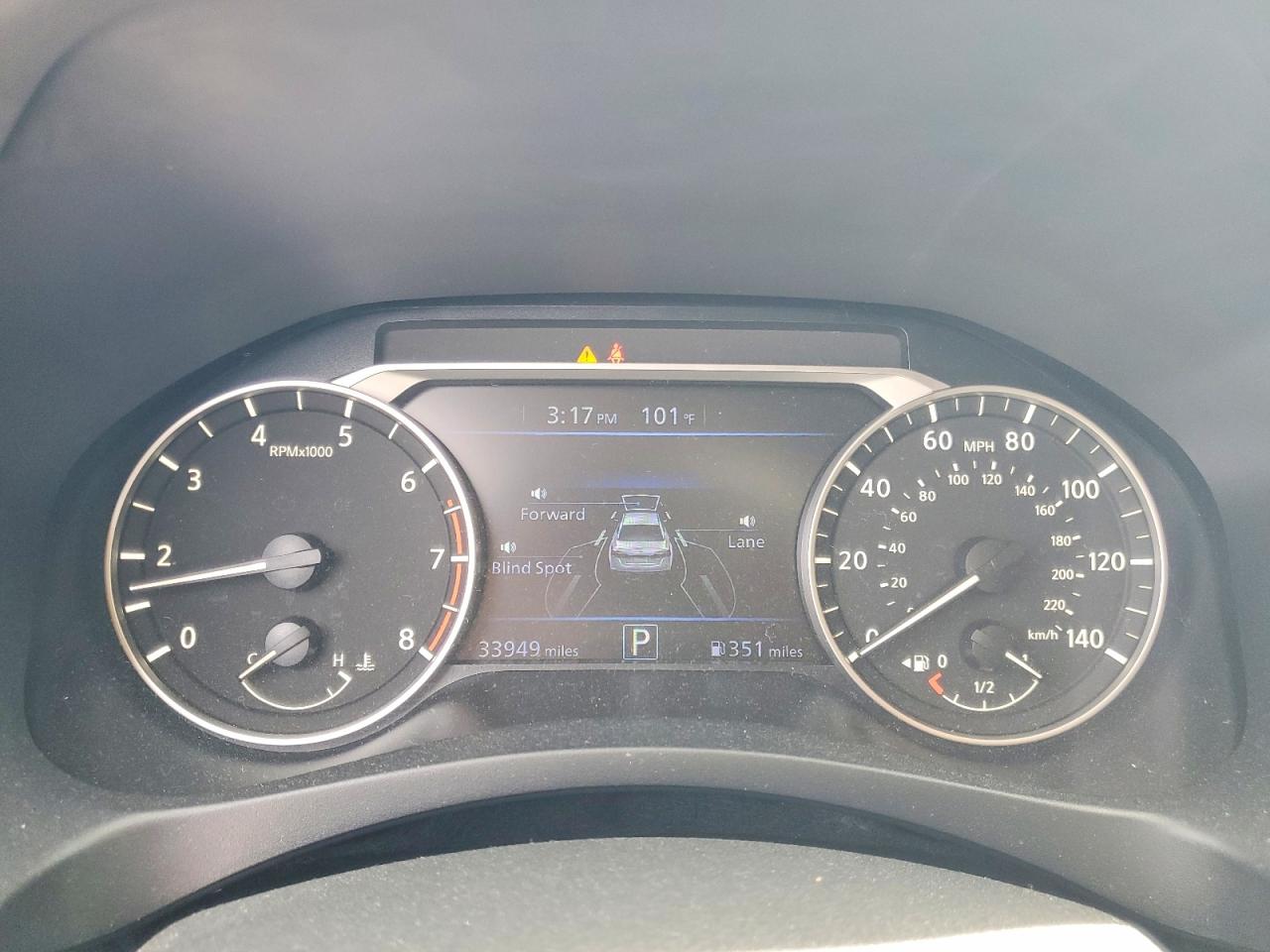 NISSAN ALTIMA 2022 — 10