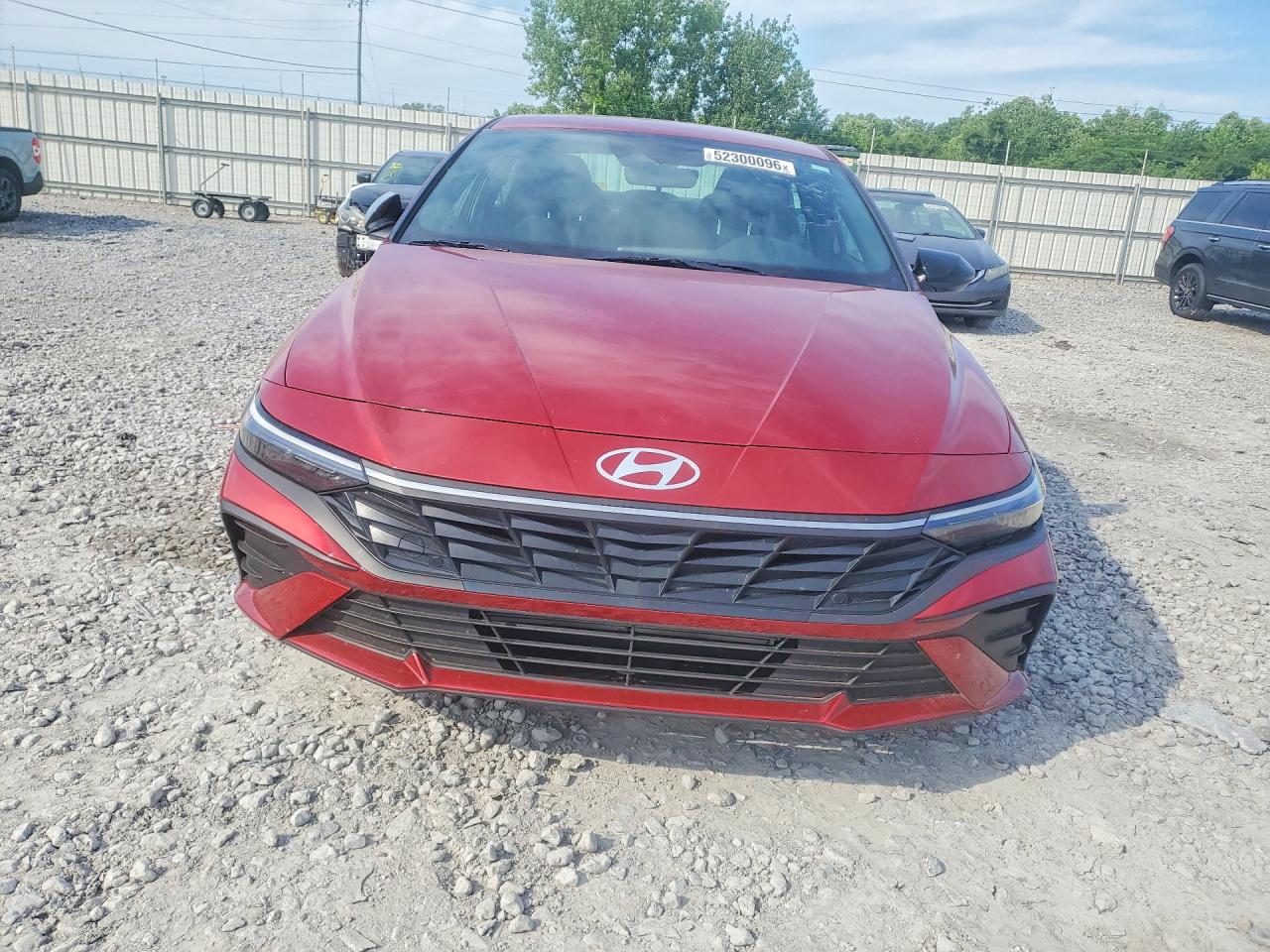 HYUNDAI ELANTRA 2025 — 6
