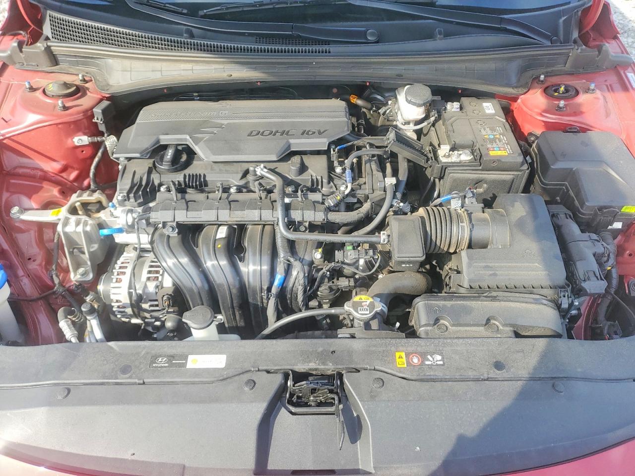 HYUNDAI ELANTRA 2025 — 12
