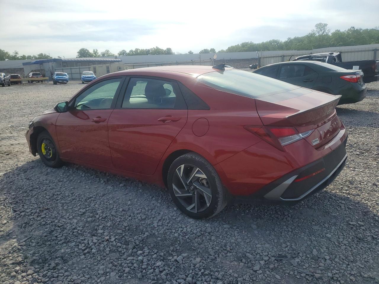 HYUNDAI ELANTRA 2025 — 3