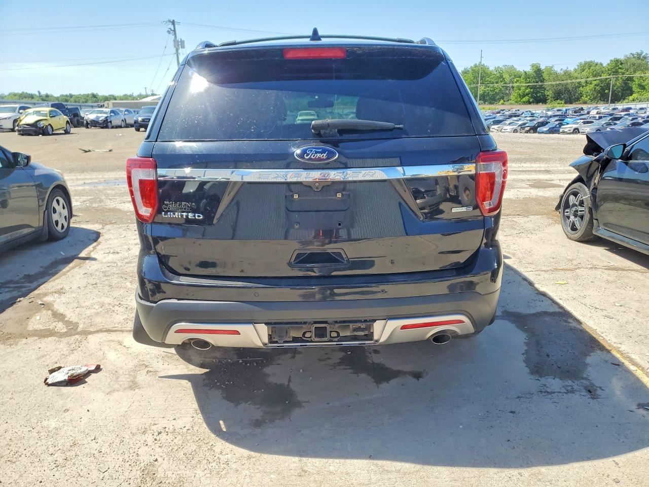 FORD EXPLORER 2016 — 7