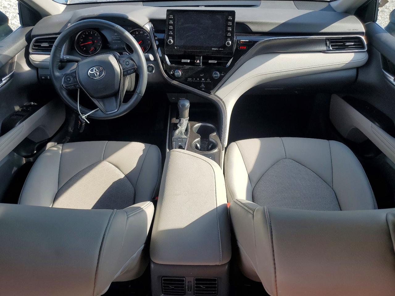 TOYOTA CAMRY 2023 — 9