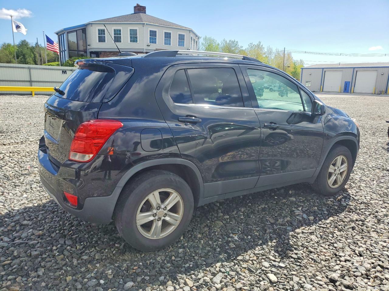 CHEVROLET TRAX 2017 — 4
