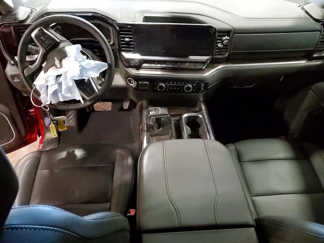 CHEVROLET SILVERADO 2024 — 9