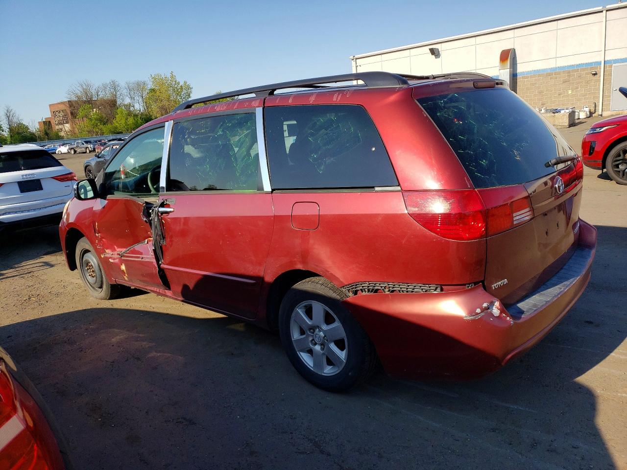 TOYOTA SIENNA 2004 — 3