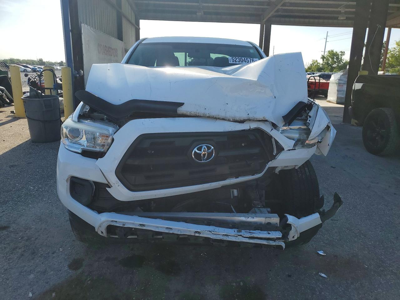 TOYOTA TACOMA 2017 — 6