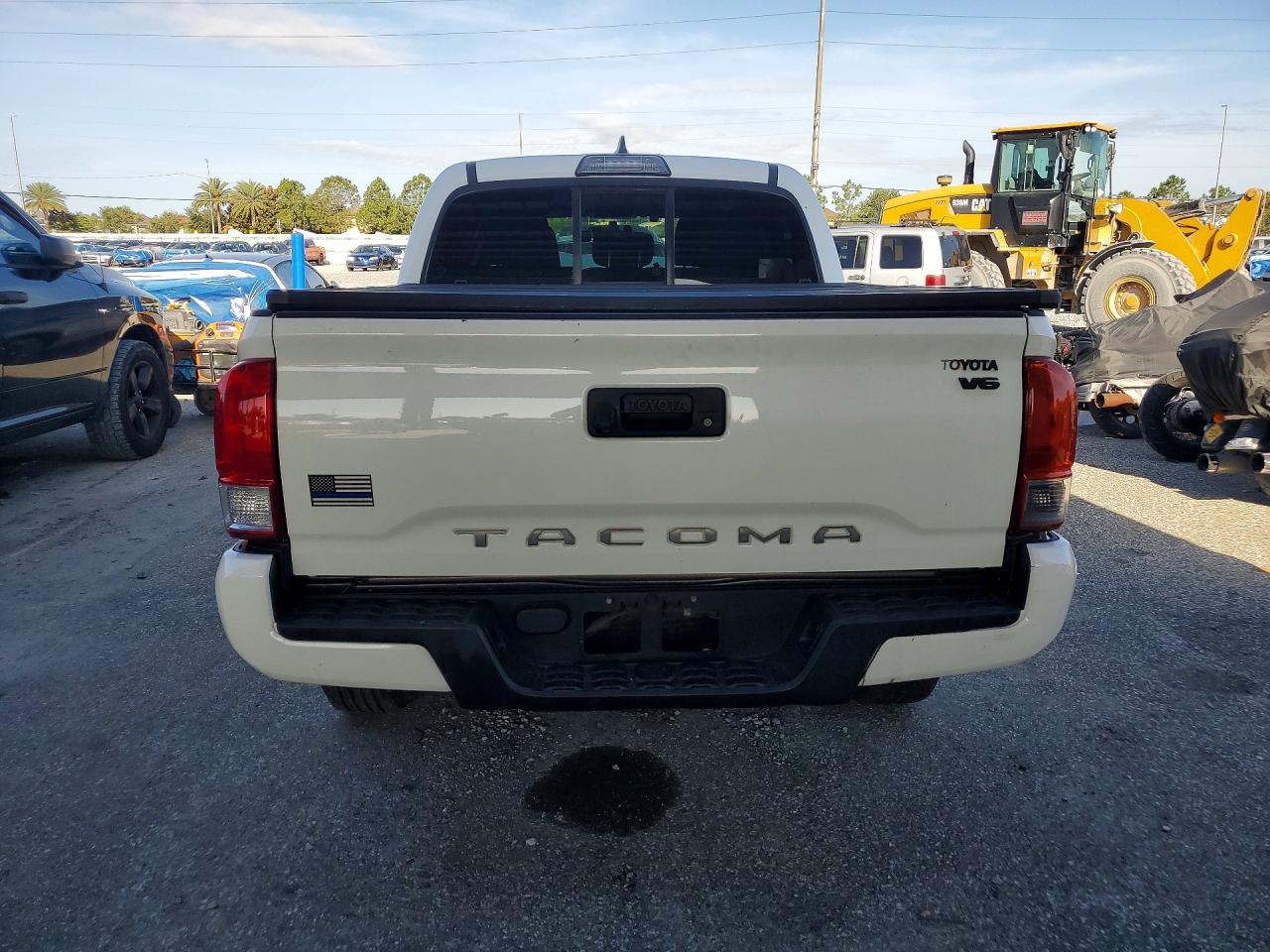 TOYOTA TACOMA 2017 — 7