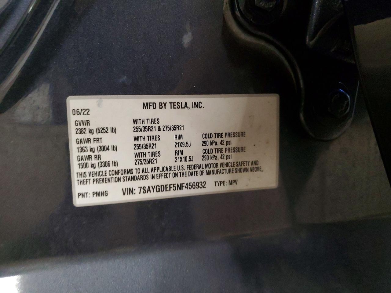 TESLA MODEL Y 2022 — 14