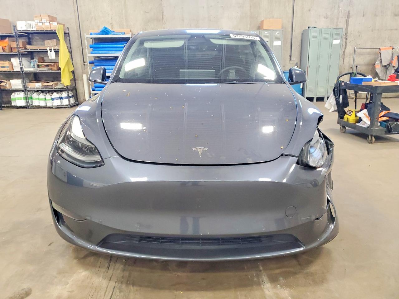 TESLA MODEL Y 2022 — 6