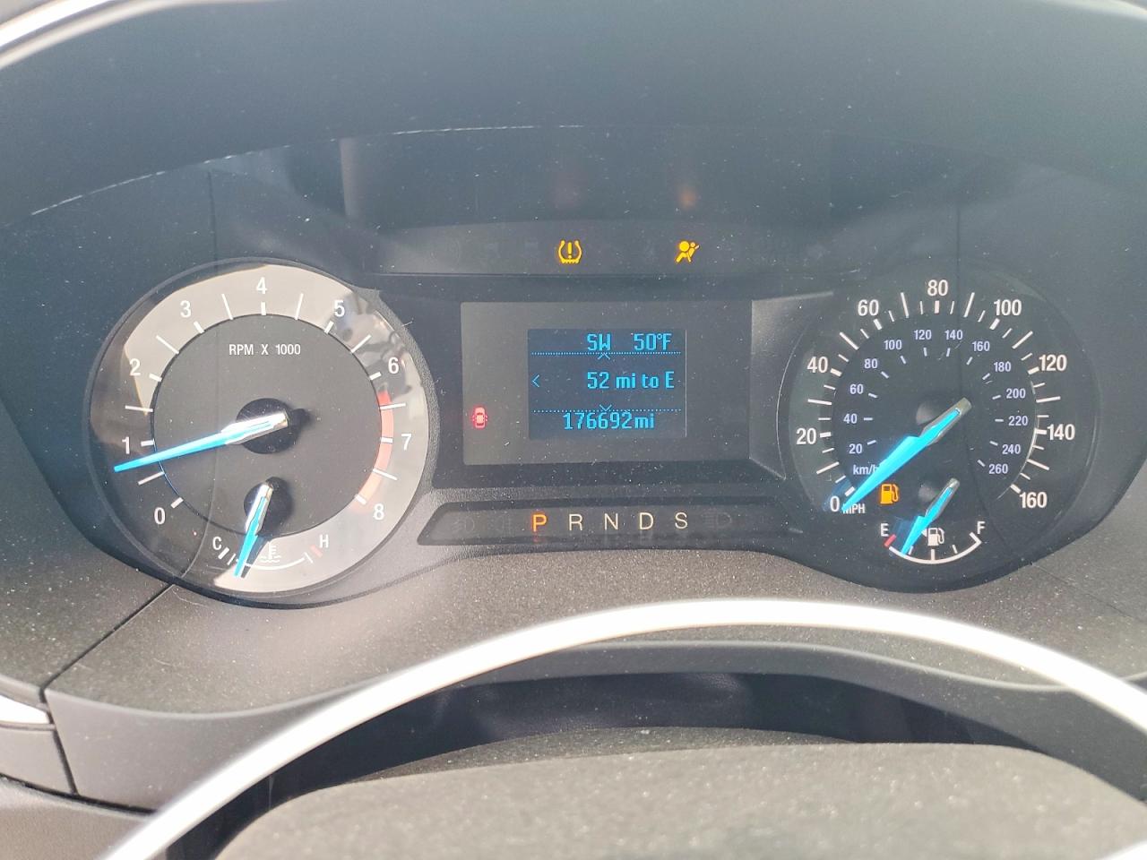 FORD FUSION 2014 — 10