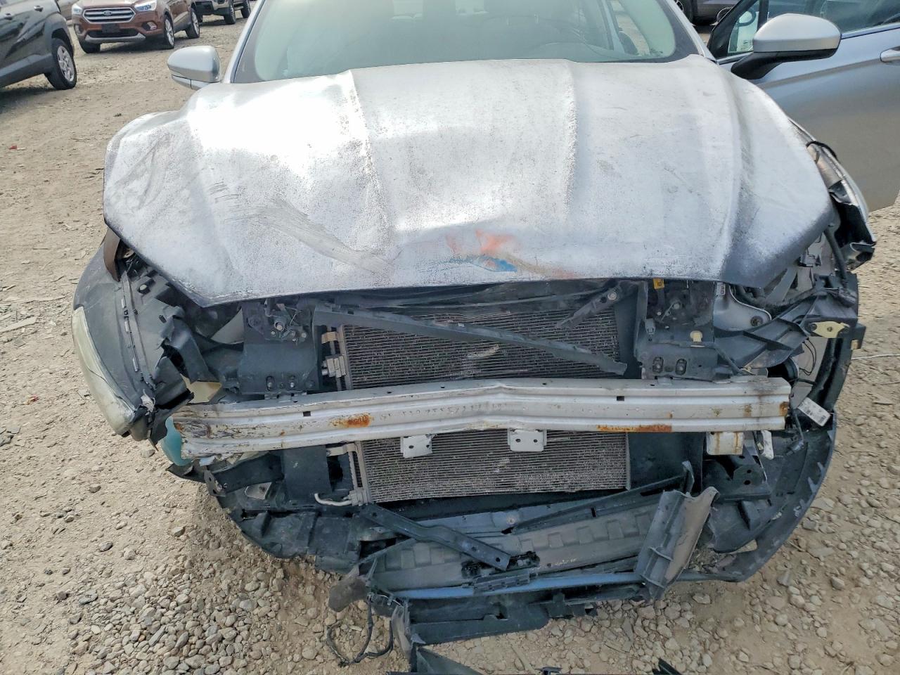 FORD FUSION 2014 — 12