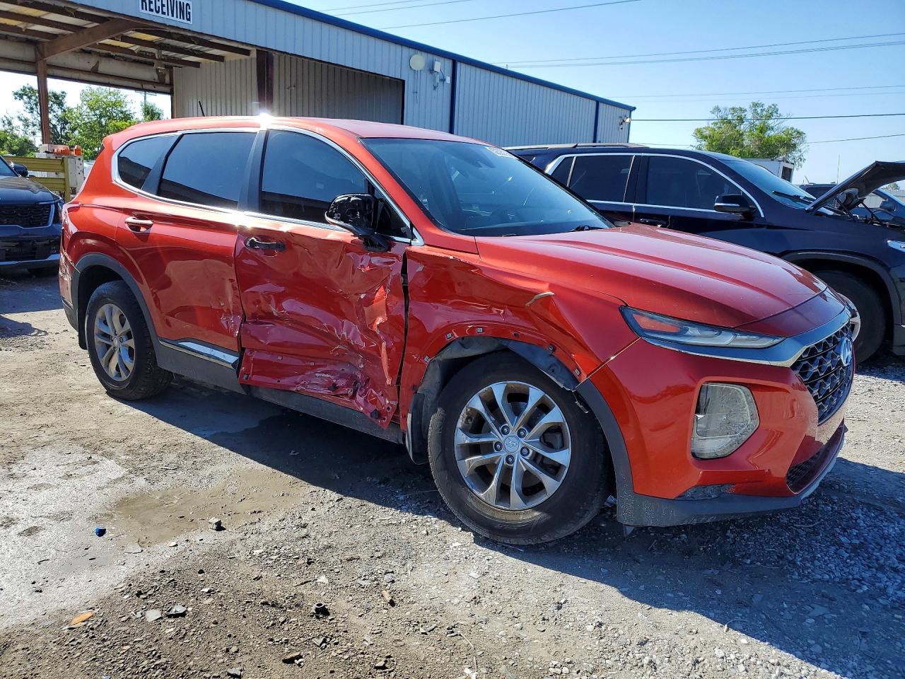 HYUNDAI SANTA FE 2019 — 5