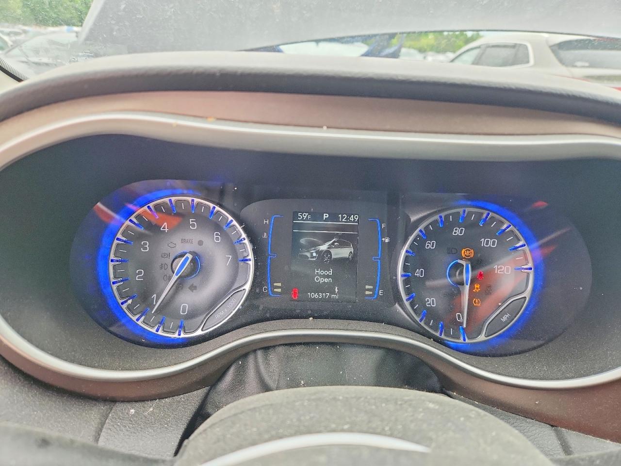 CHRYSLER PACIFICA 2018 — 10