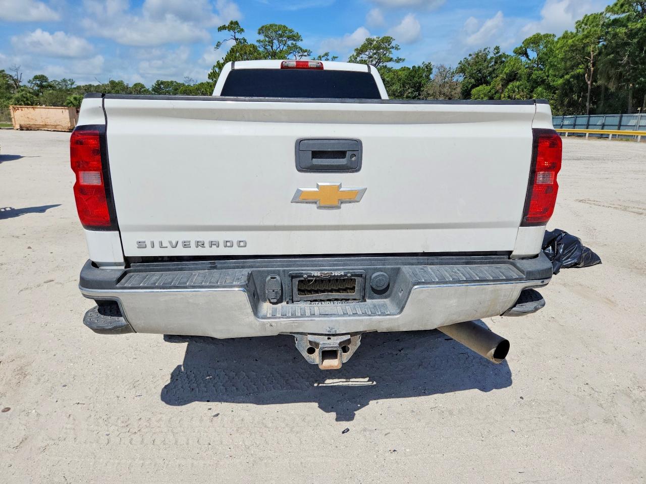 CHEVROLET SILVERADO 2015 — 7