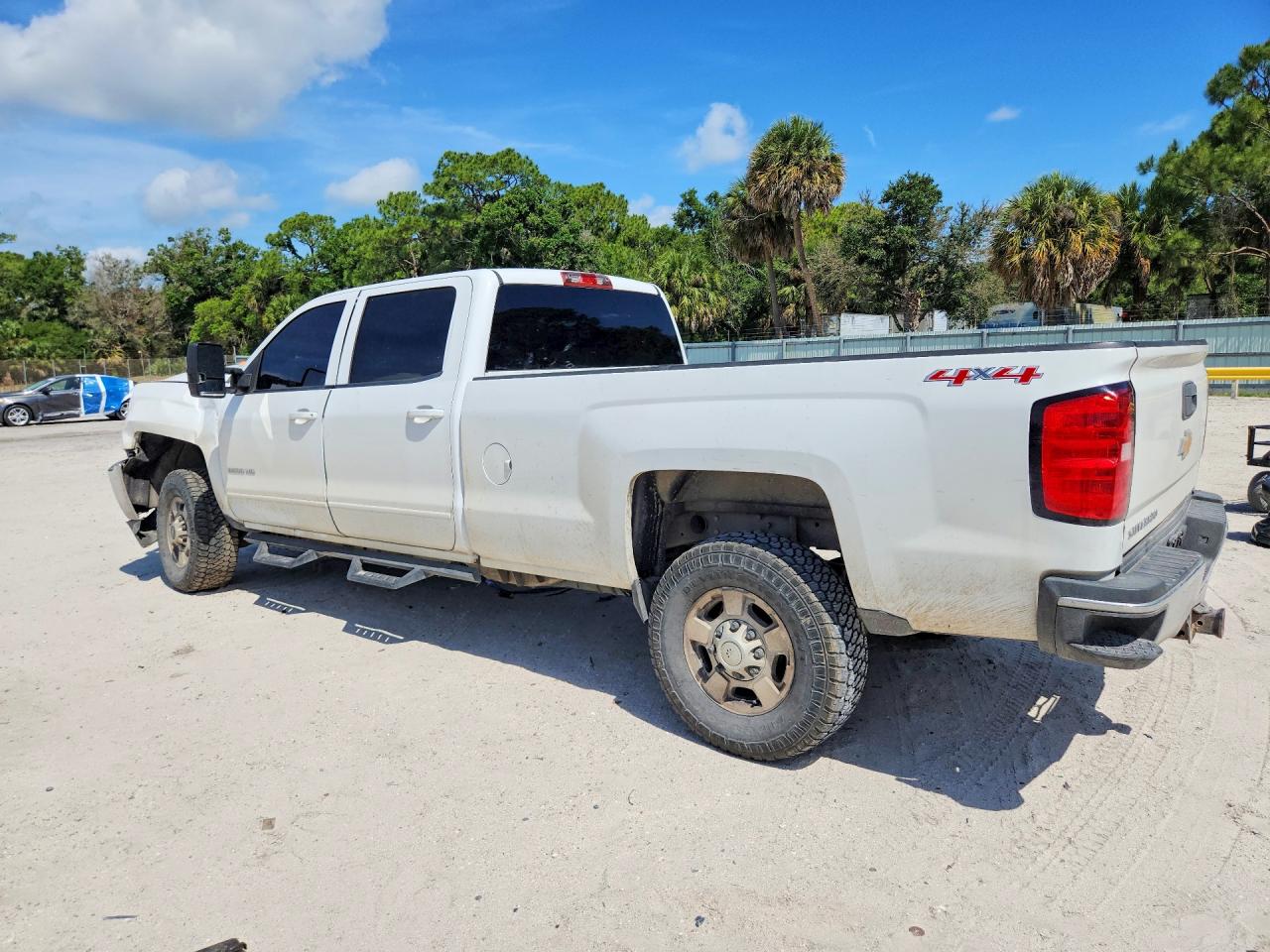 CHEVROLET SILVERADO 2015 — 3