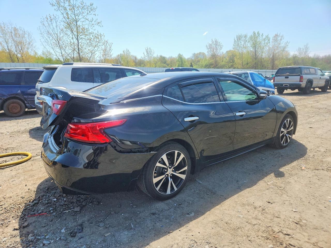 NISSAN MAXIMA 2017 — 4