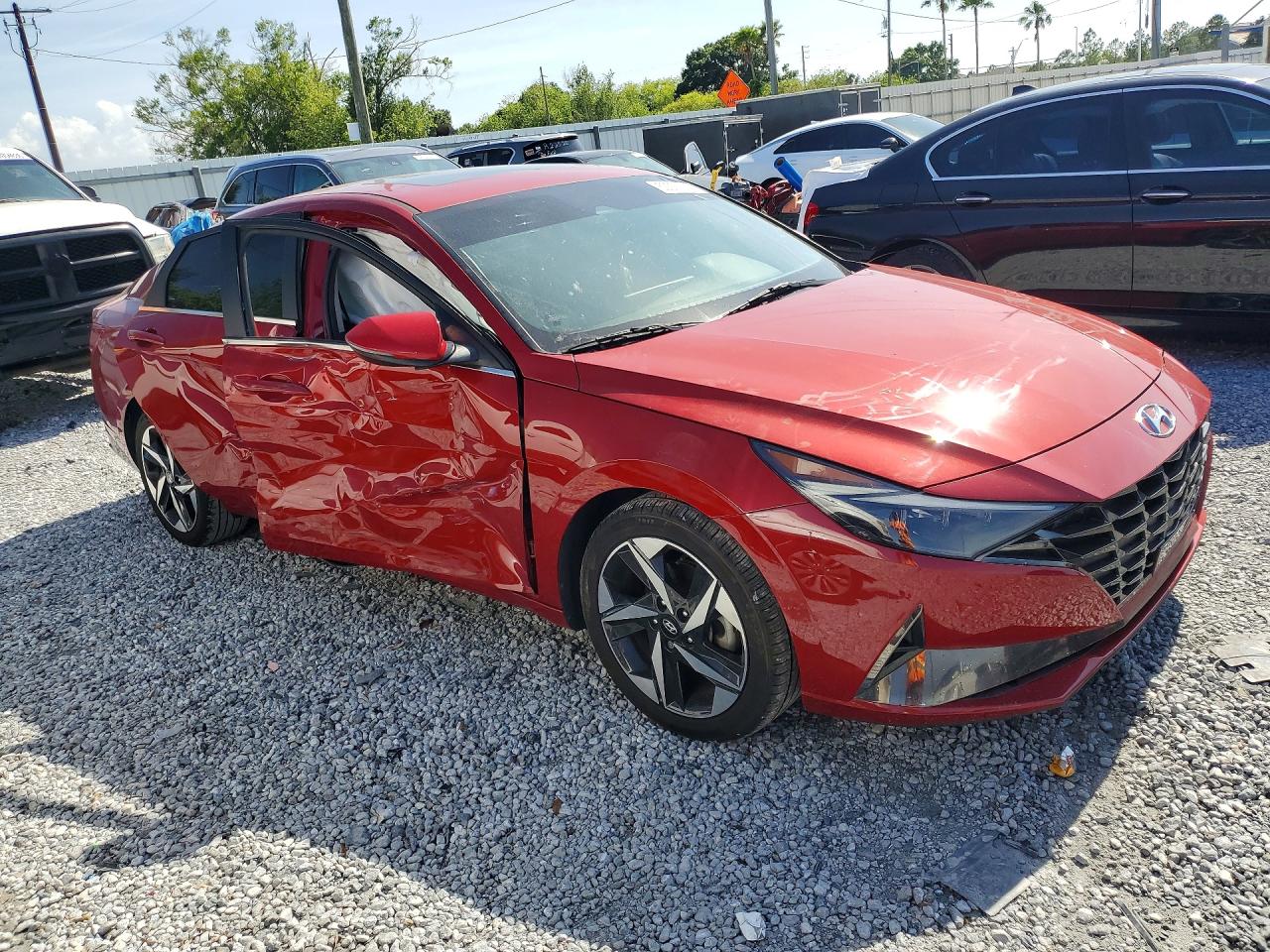 HYUNDAI ELANTRA 2022 — 5