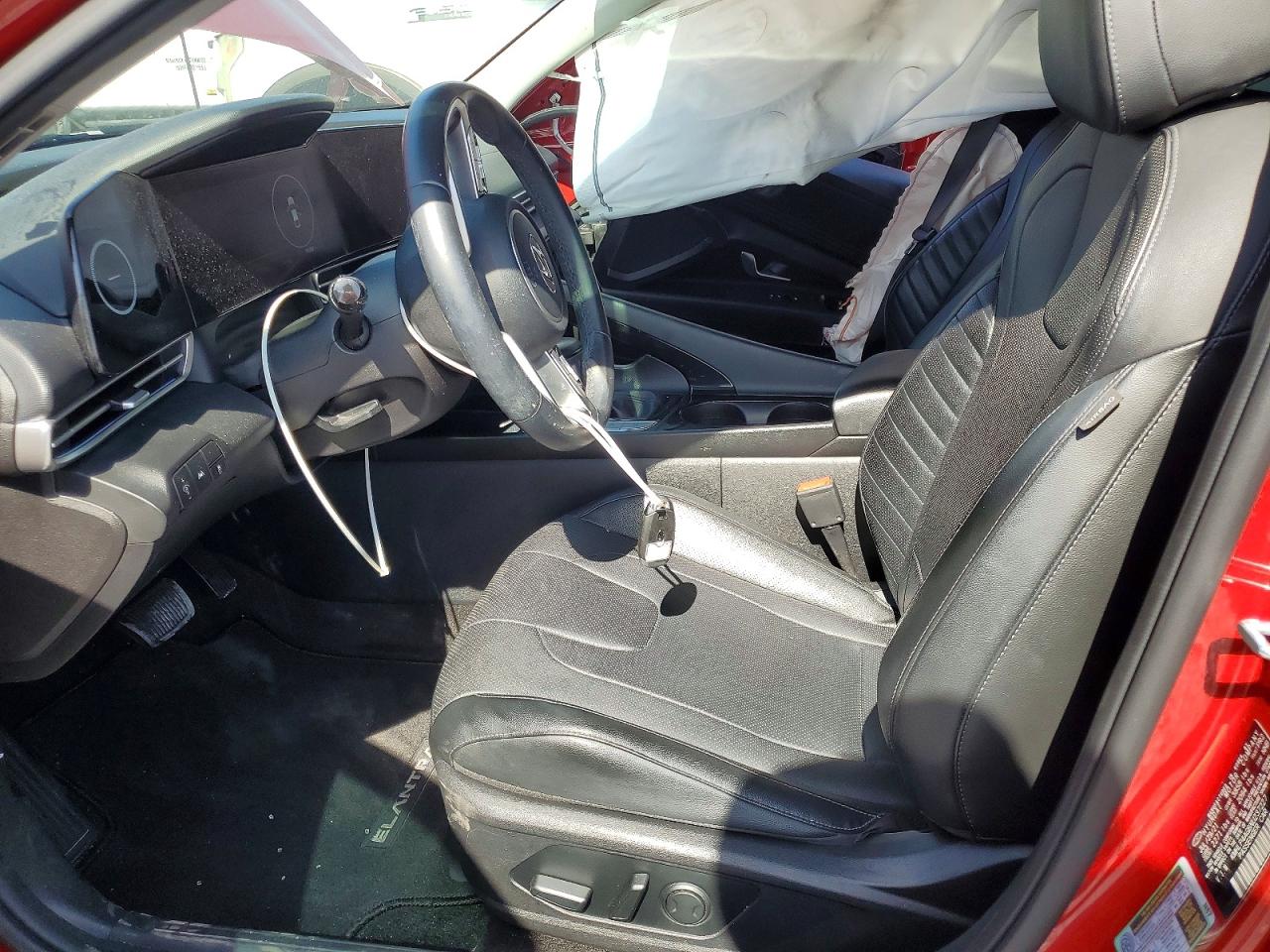 HYUNDAI ELANTRA 2022 — 8