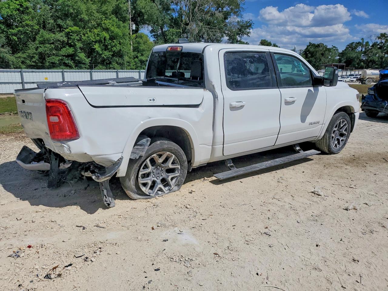 RAM 1500 2025 — 4