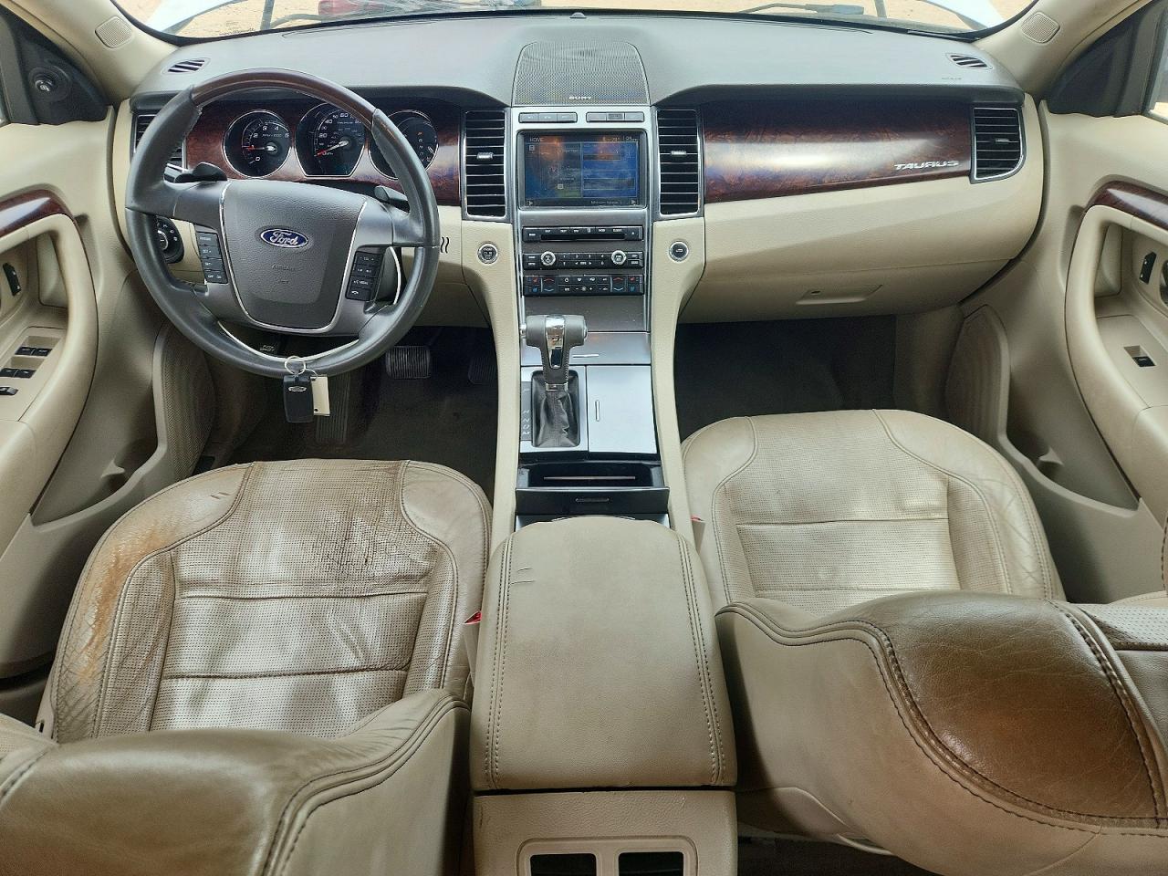 FORD TAURUS 2011 — 9