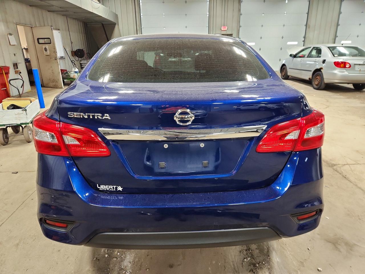 NISSAN SENTRA 2019 — 7