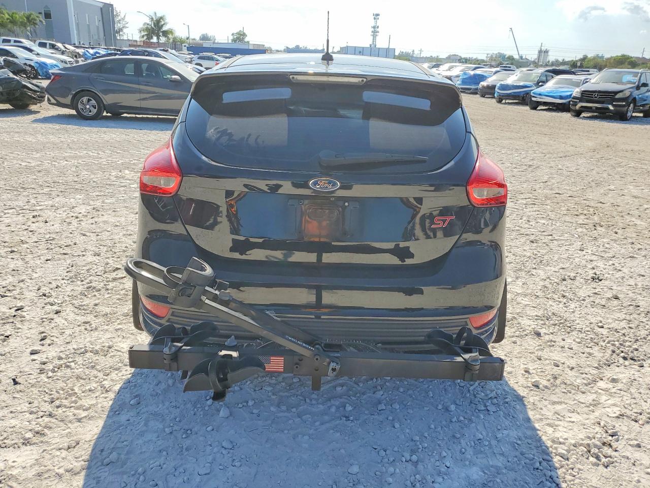 FORD FOCUS 2017 — 7