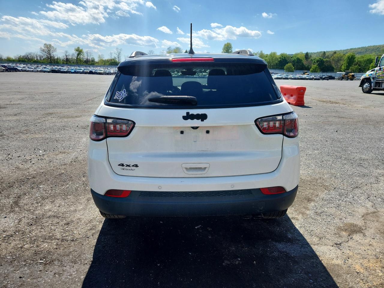 JEEP COMPASS 2018 — 7