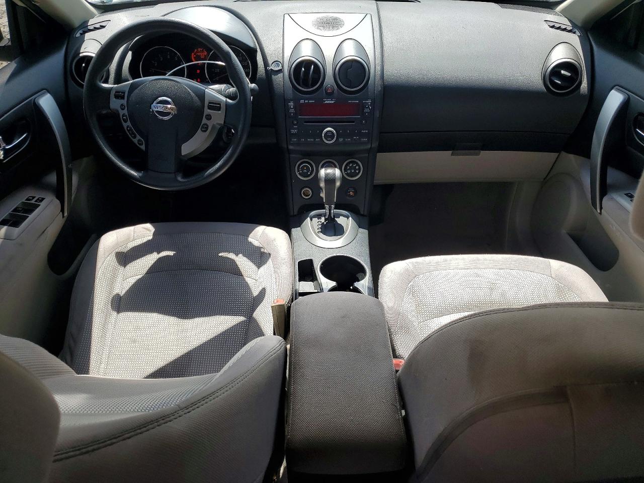 NISSAN ROGUE 2010 — 9