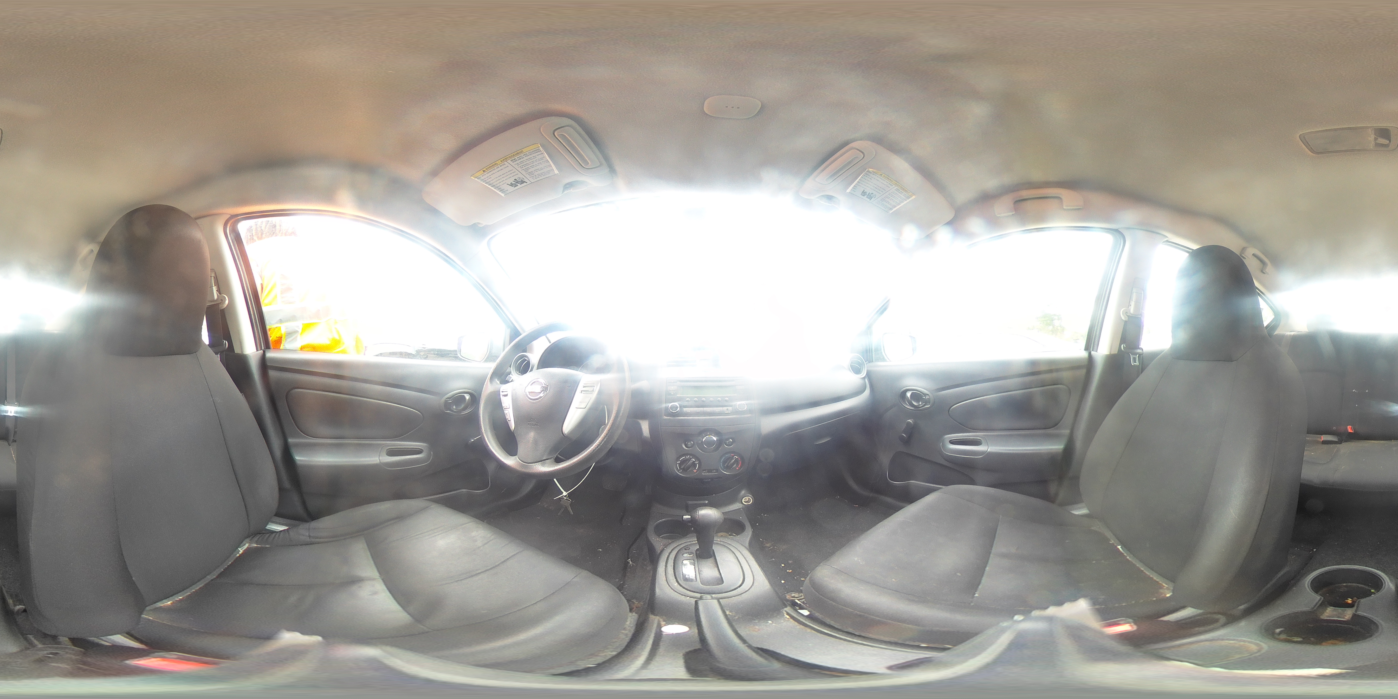 NISSAN VERSA 2017 — 14