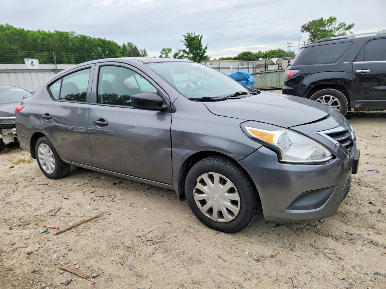 NISSAN VERSA 2017 — 5