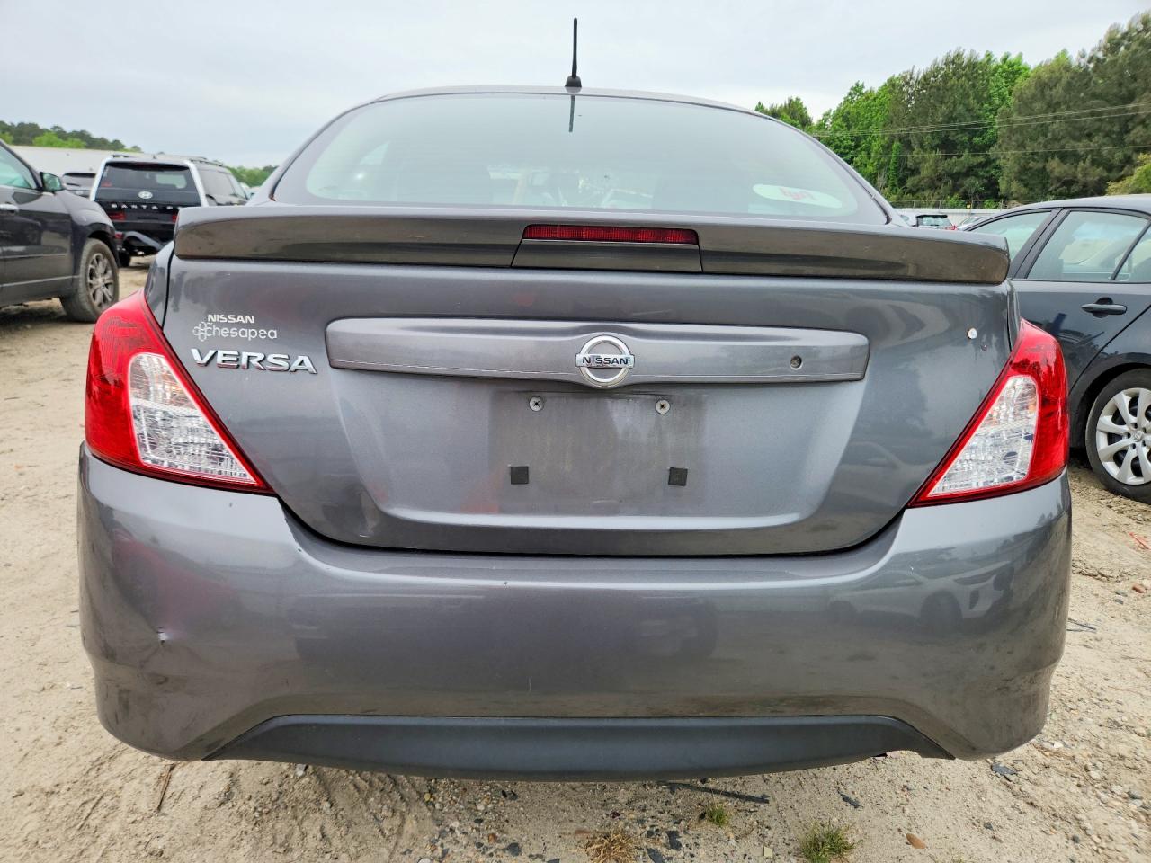 NISSAN VERSA 2017 — 7