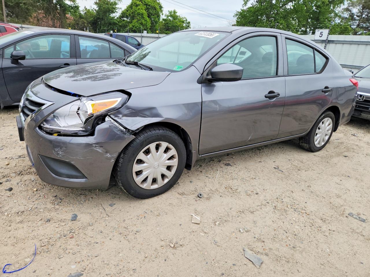 NISSAN VERSA 2017 — 2