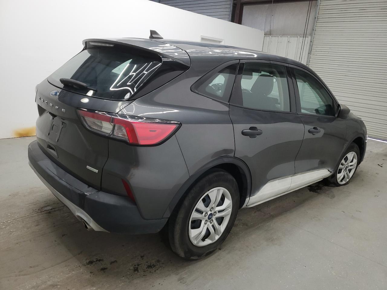 FORD ESCAPE 2020 — 4
