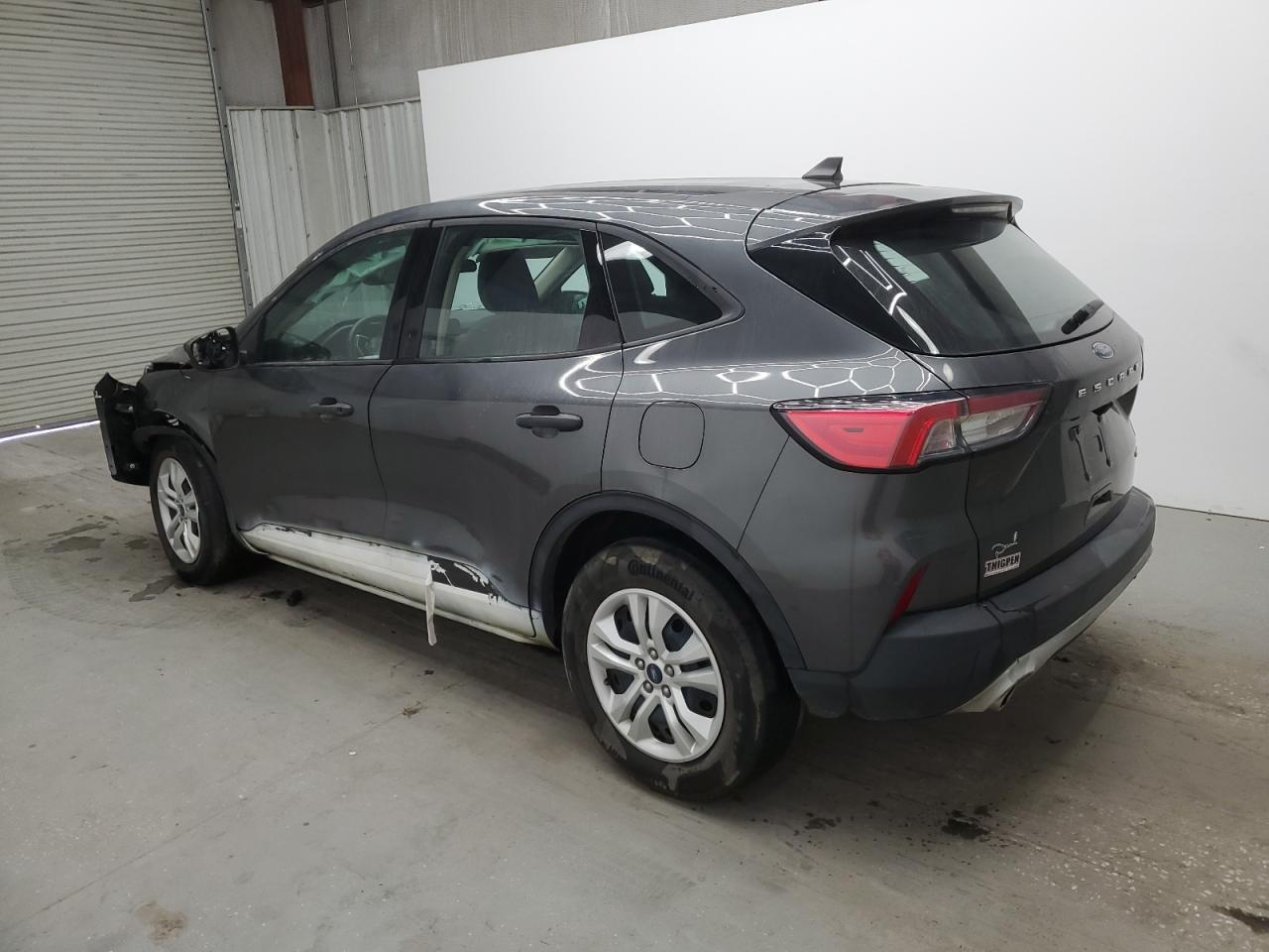 FORD ESCAPE 2020 — 3