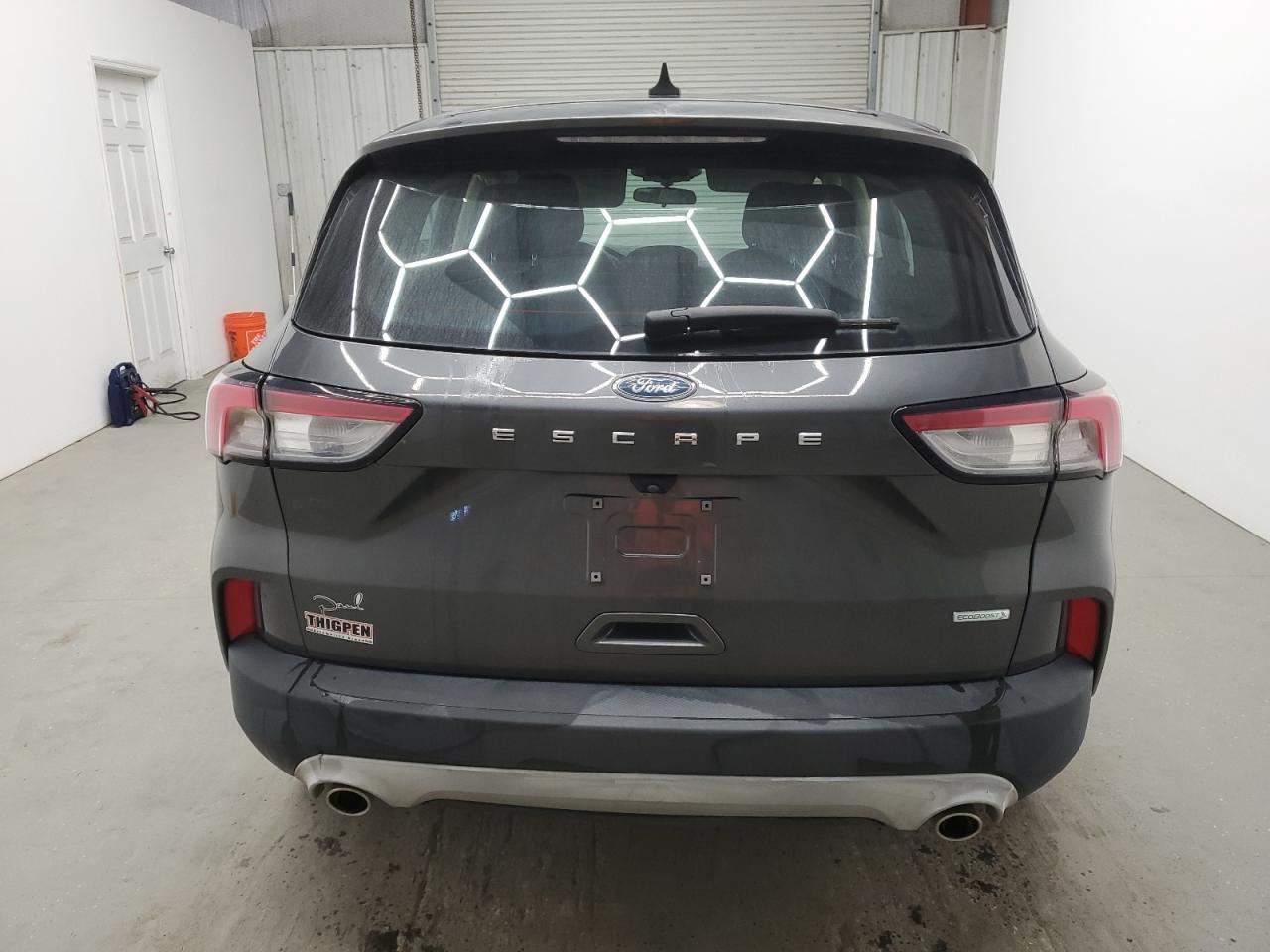 FORD ESCAPE 2020 — 7