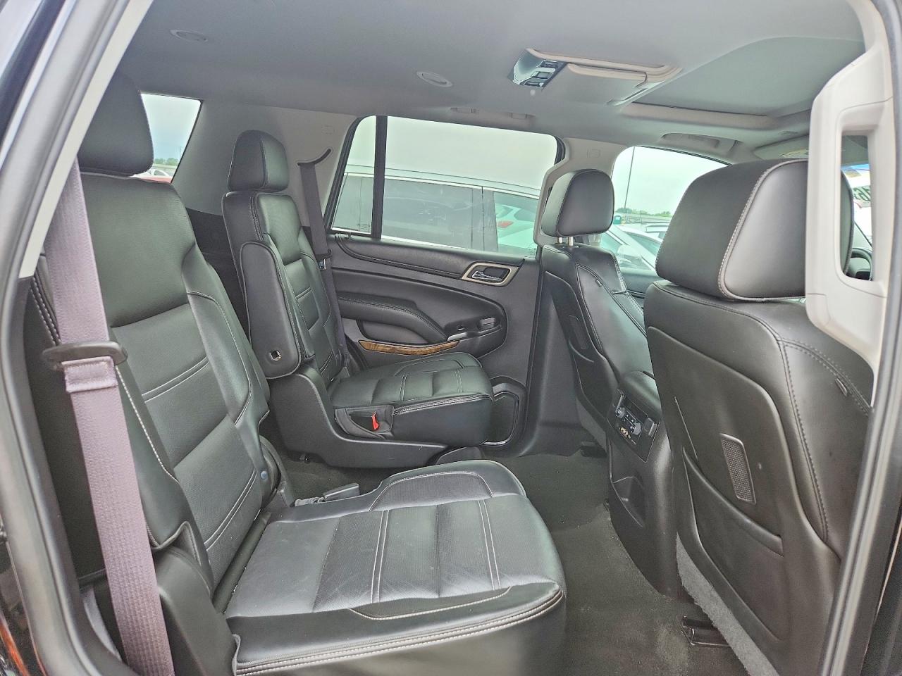 GMC YUKON 2016 — 12