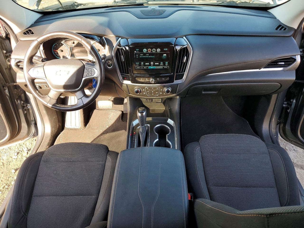 CHEVROLET TRAVERSE 2018 — 9