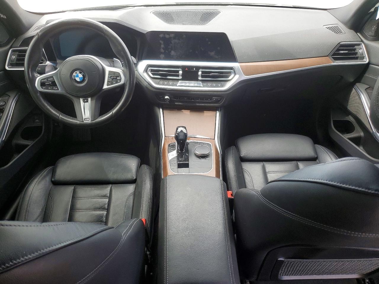 BMW 330I 2020 — 9