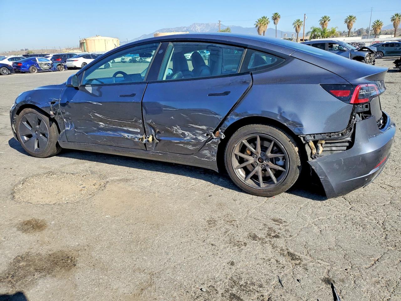 TESLA MODEL 3 2023 — 3