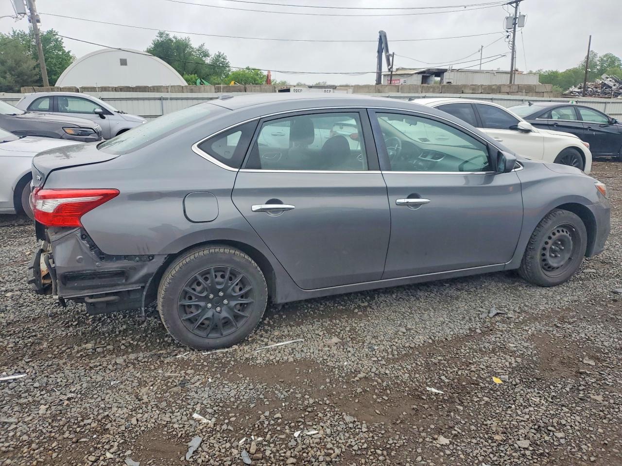 NISSAN SENTRA 2017 — 4