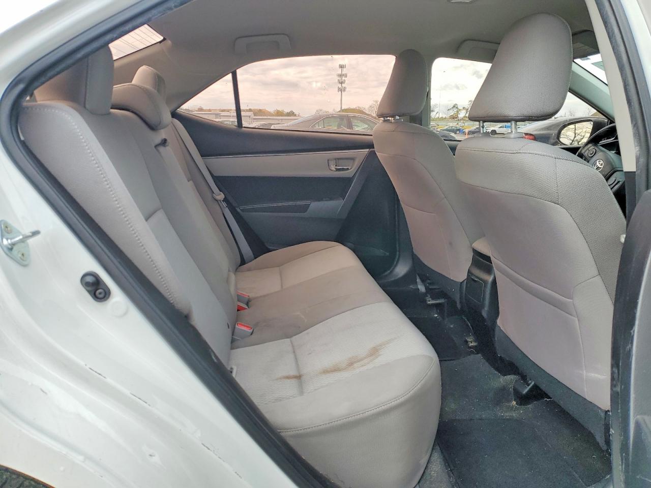 TOYOTA COROLLA 2016 — 11