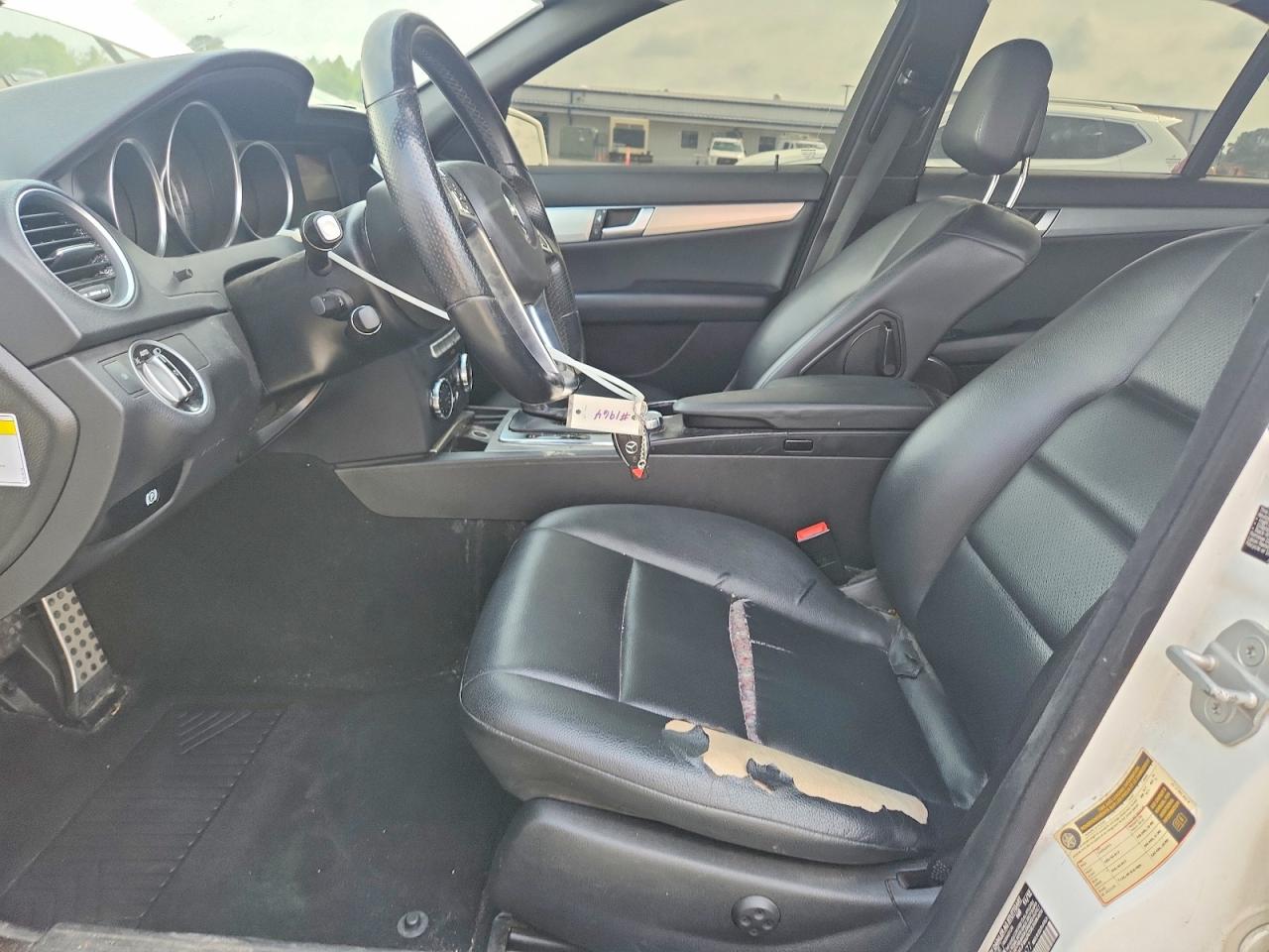 MERCEDES-BENZ C 2013 — 8