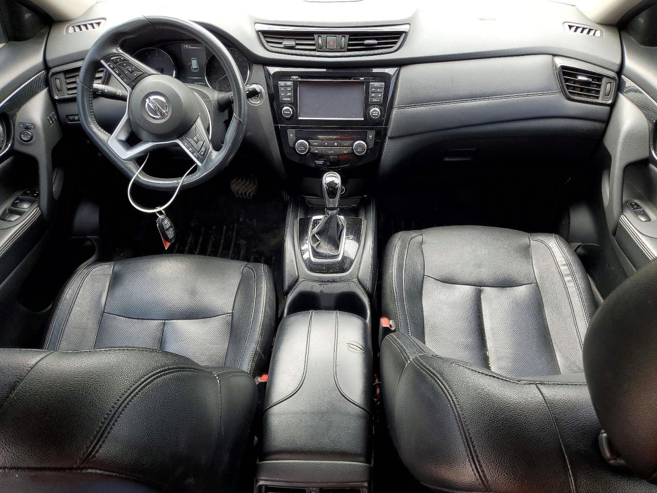 NISSAN ROGUE 2017 — 9