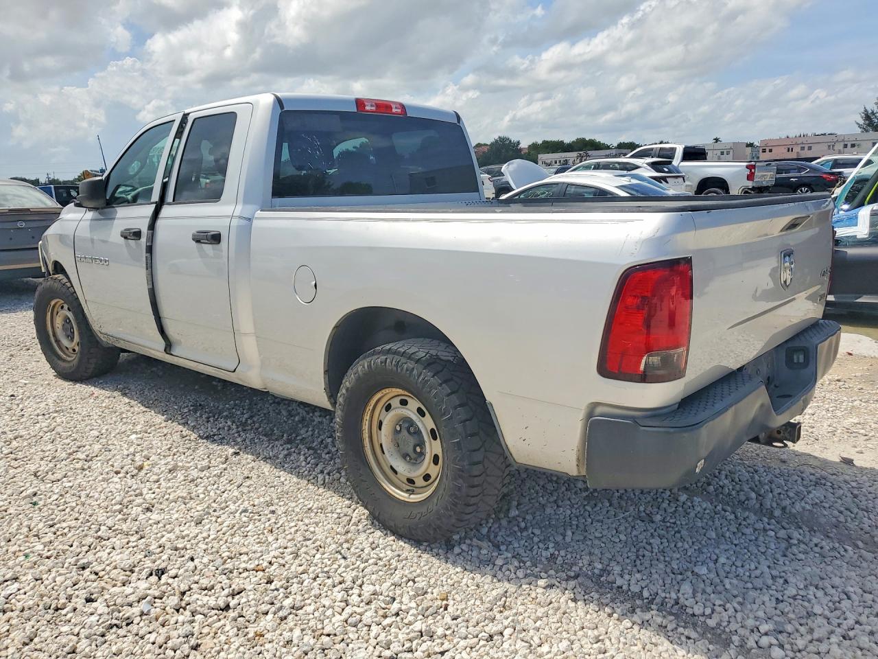 DODGE RAM 1500 2012 — 3