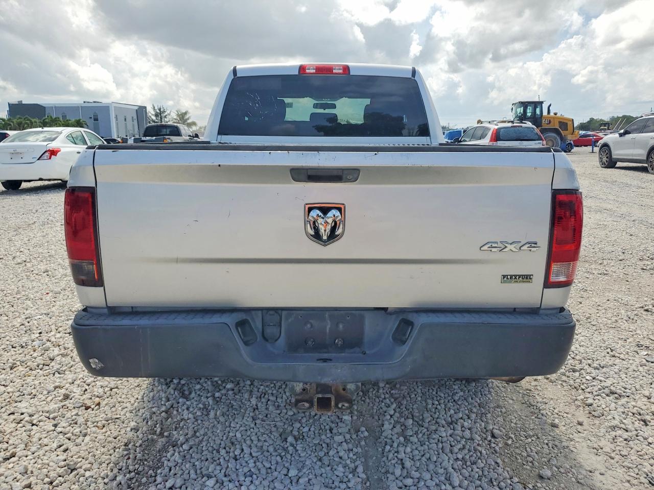 DODGE RAM 1500 2012 — 7