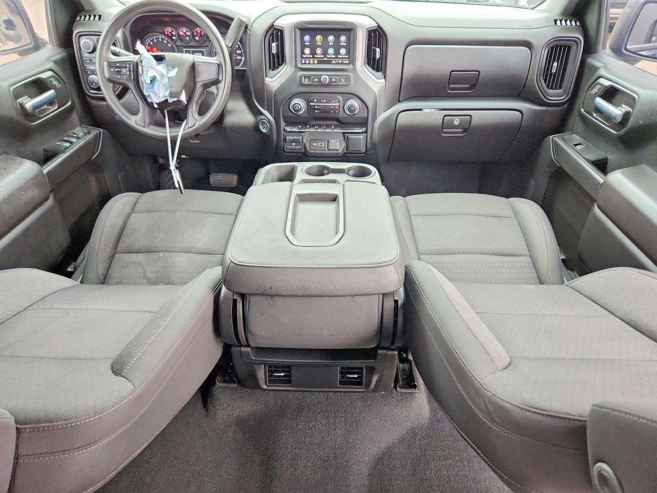 CHEVROLET SILVERADO 2023 — 9