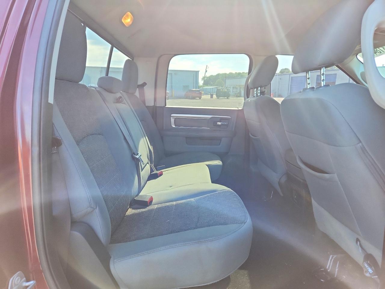 RAM 1500 2017 — 11